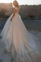 Robe de mariée Tulle Col ras du Cou Naturel taille Train de balayage - Page 2